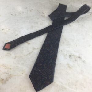JAMES RIVER TRADERS ALL SILK PAISLEY TIE